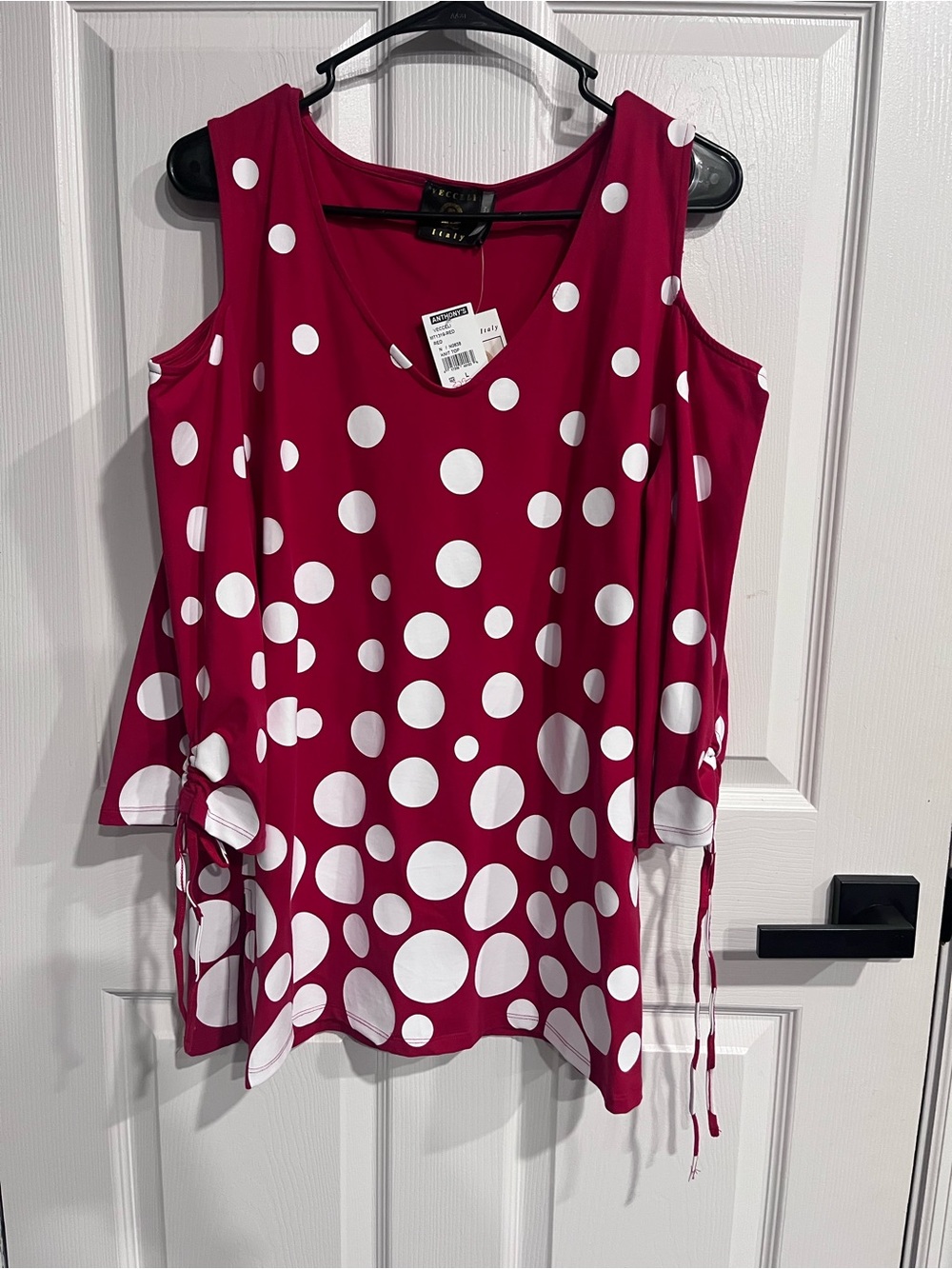 NWT Vecceli Italy Polka Dot Cold Shoulder Top Red White Size L